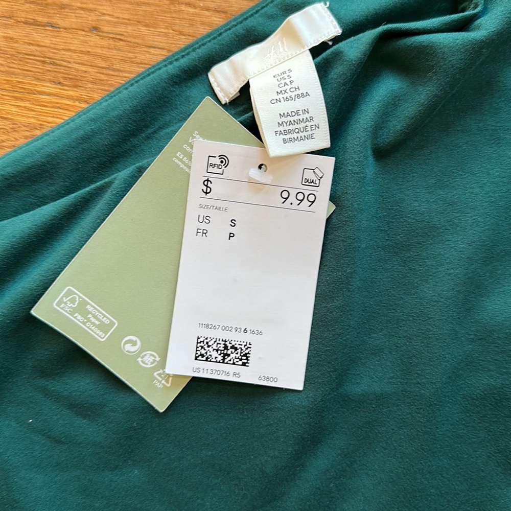 Green top brand new with tags - Picture 2 of 3